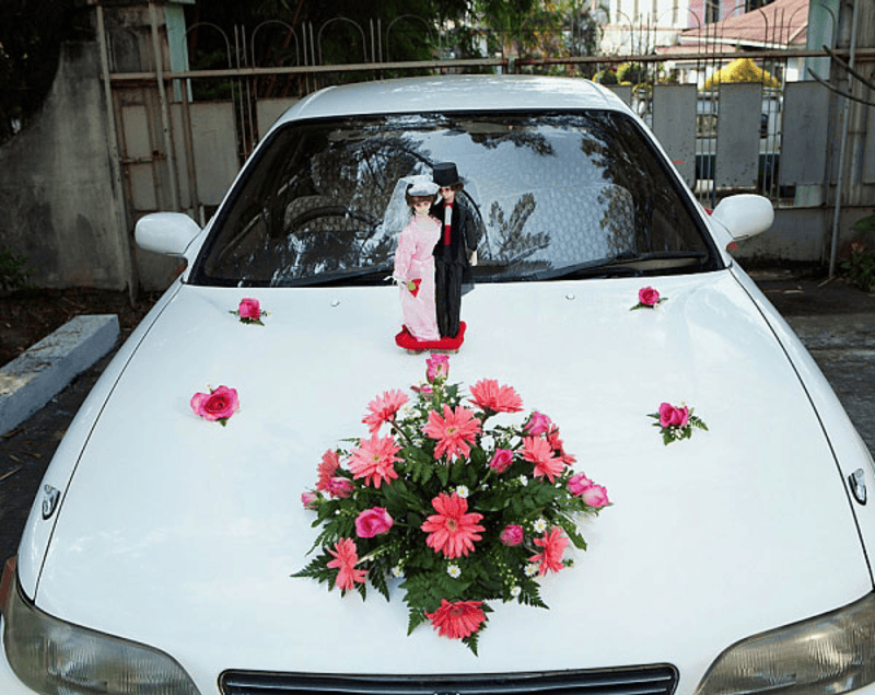 cách trang trí xe hoa đám cưới