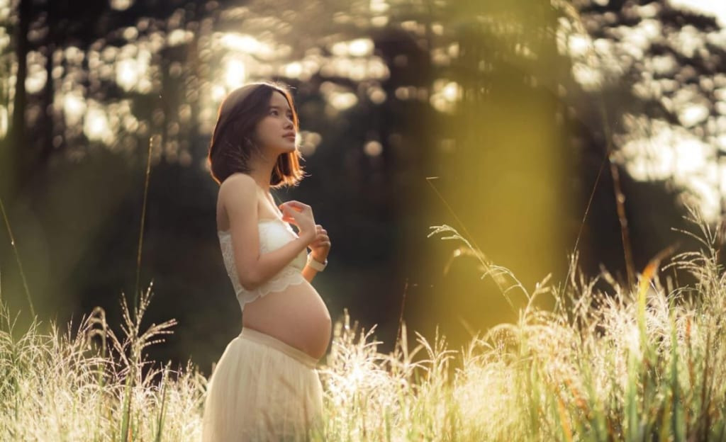 Chụp ảnh bà bầu