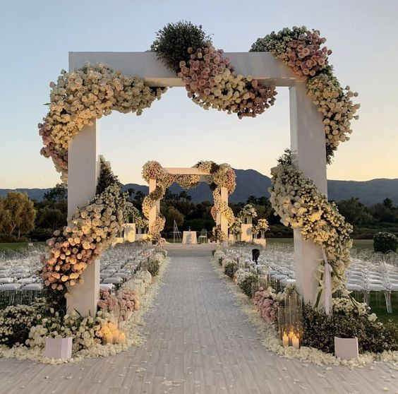 Cổng hoa cưới tự làm