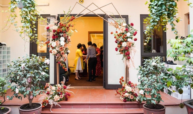 Cổng hoa cưới tự làm