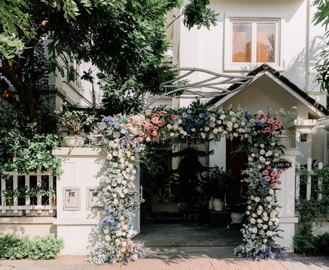 Cổng hoa cưới tự làm (