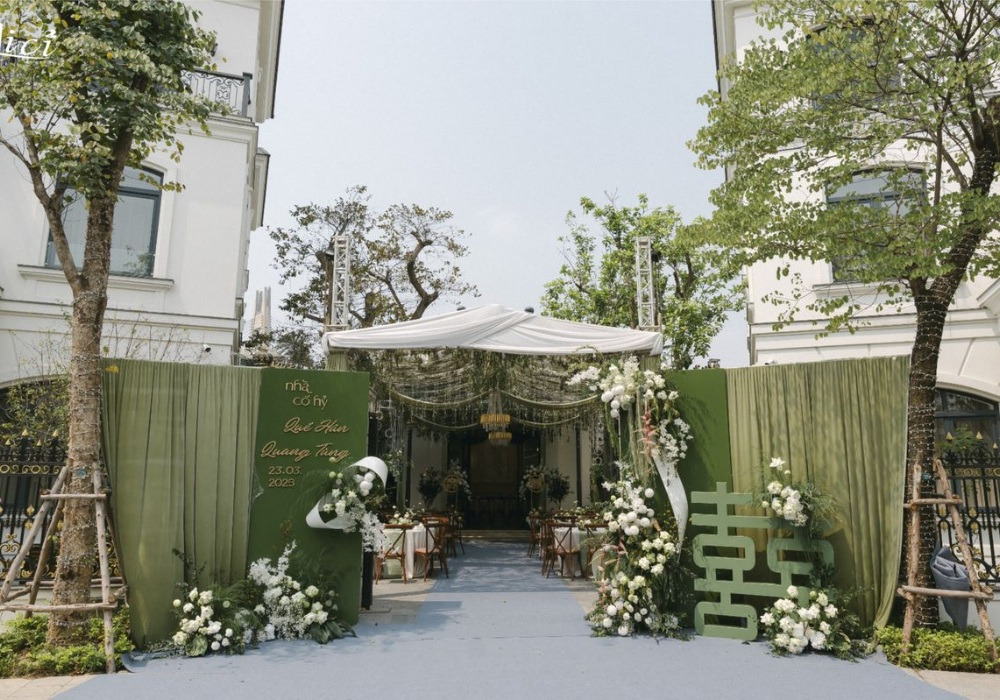 Cổng hoa cưới tự làm