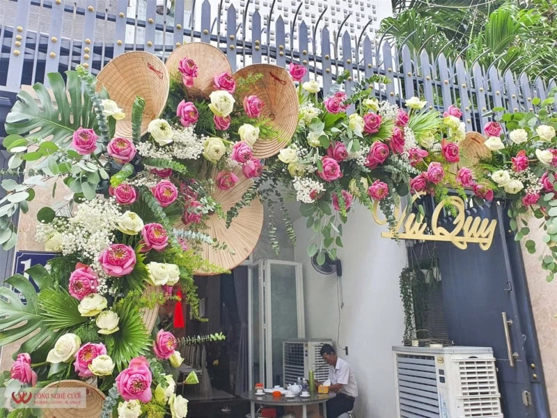Cổng hoa cưới tự làm (