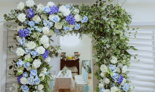 Cổng hoa cưới tự làm