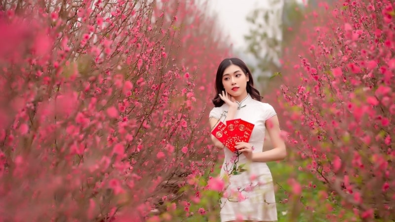 tạo dáng chụp ảnh tết