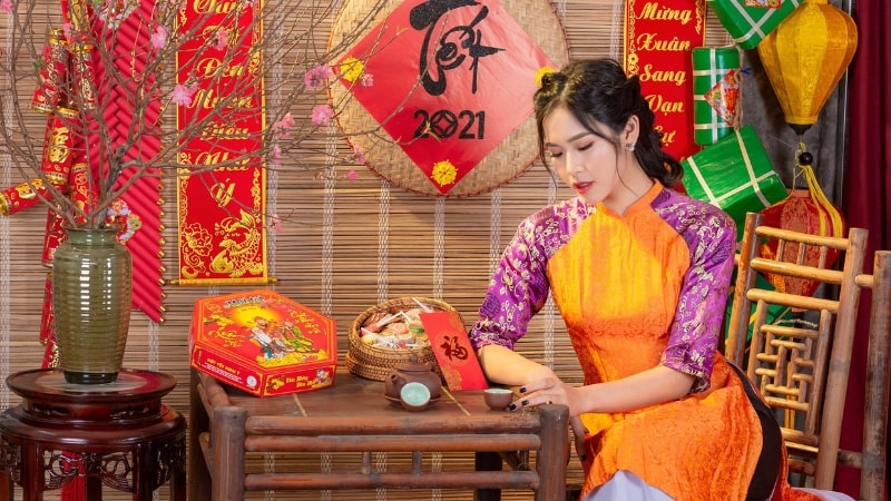 tạo dáng chụp ảnh tết