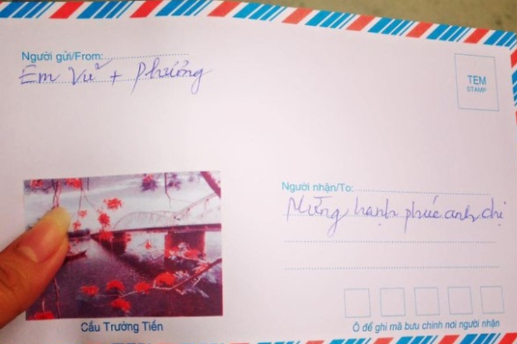 Viết phong bì đám cưới